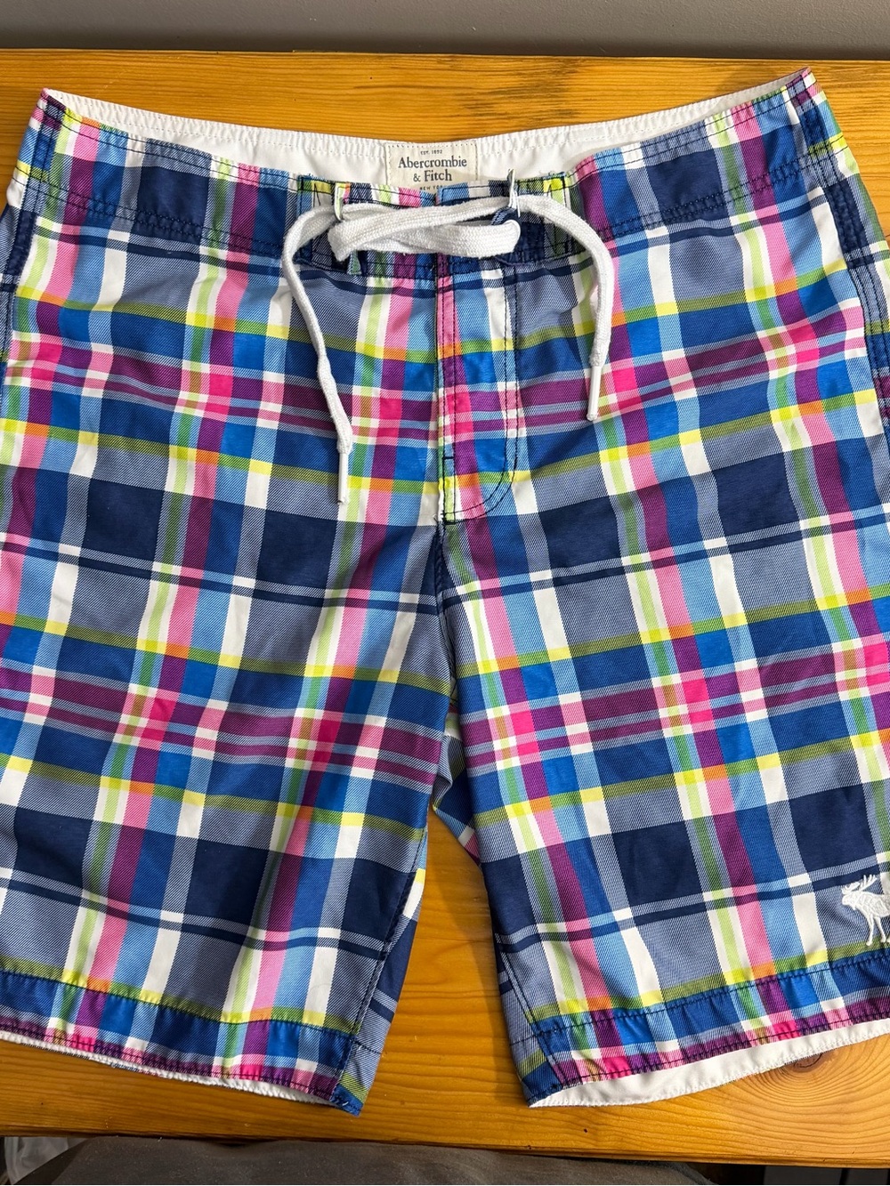 Abercrombie & Fitch Men's Navy Multi Plaid Swim Trunks